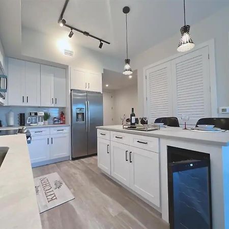 Lux Property Great For 1 To 8 Guests-Family Trip ,5Beds 2Rooms Staycation With Gym And Ev, Proximity To Downtown And Beaches West Palm Beach Bagian luar foto