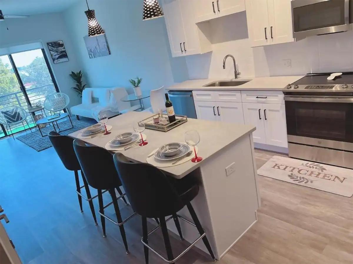 Lux Property Great For 1 To 8 Guests-Family Trip ,5Beds 2Rooms Staycation With Gym And Ev, Proximity To Downtown And Beaches West Palm Beach Bagian luar foto