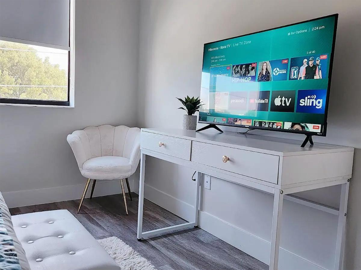 Lux Property Great For 1 To 8 Guests-Family Trip ,5Beds 2Rooms Staycation With Gym And Ev, Proximity To Downtown And Beaches West Palm Beach Bagian luar foto