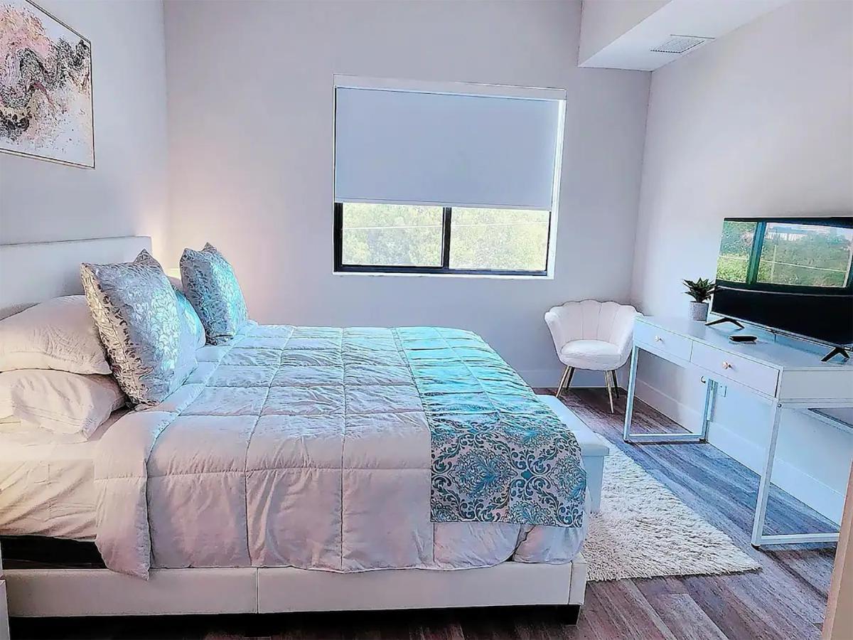Lux Property Great For 1 To 8 Guests-Family Trip ,5Beds 2Rooms Staycation With Gym And Ev, Proximity To Downtown And Beaches West Palm Beach Bagian luar foto