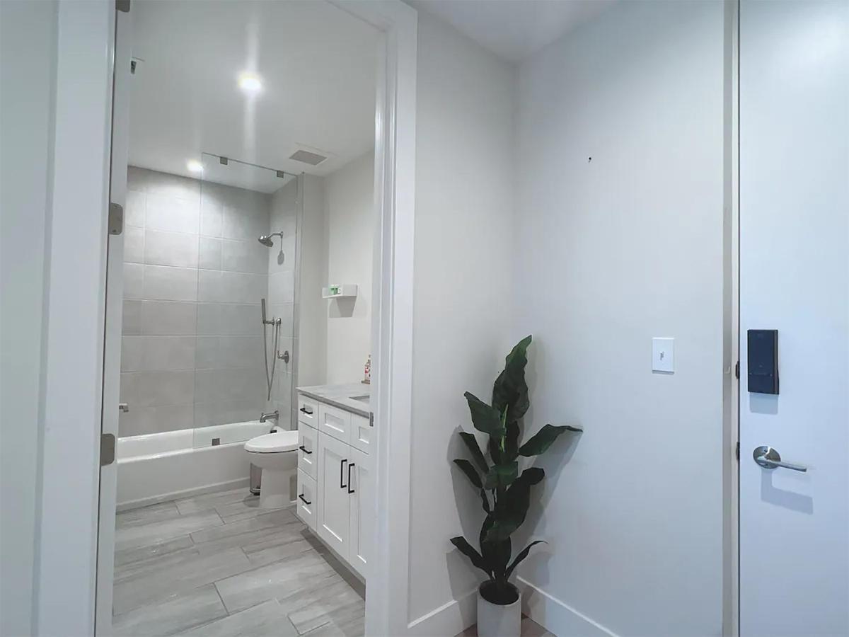 Lux Property Great For 1 To 8 Guests-Family Trip ,5Beds 2Rooms Staycation With Gym And Ev, Proximity To Downtown And Beaches West Palm Beach Bagian luar foto